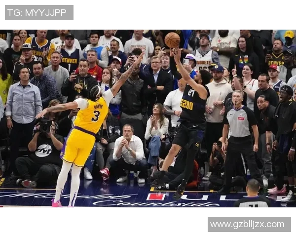 勇士与太阳激战三月十八日球迷期待精彩对决与精彩表现 勇士与太阳激战三月十八日球迷期待精彩对决与精彩表现