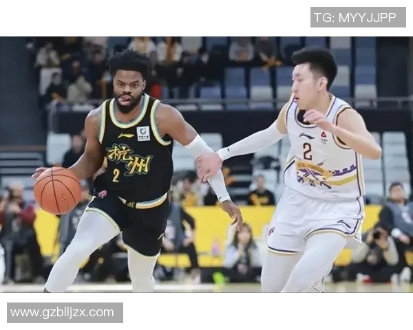 北控与广厦季前赛精彩回放分析球队表现与战术对决全景呈现 北控与广厦季前赛精彩回放分析球队表现与战术对决全景呈现